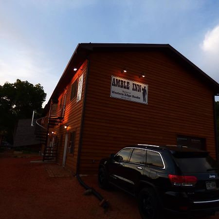 Amble Inn Medora Exterior foto